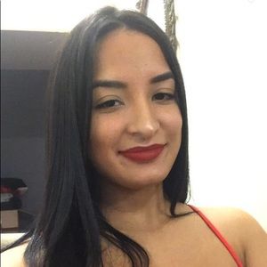 Meet your Posher, Kiara